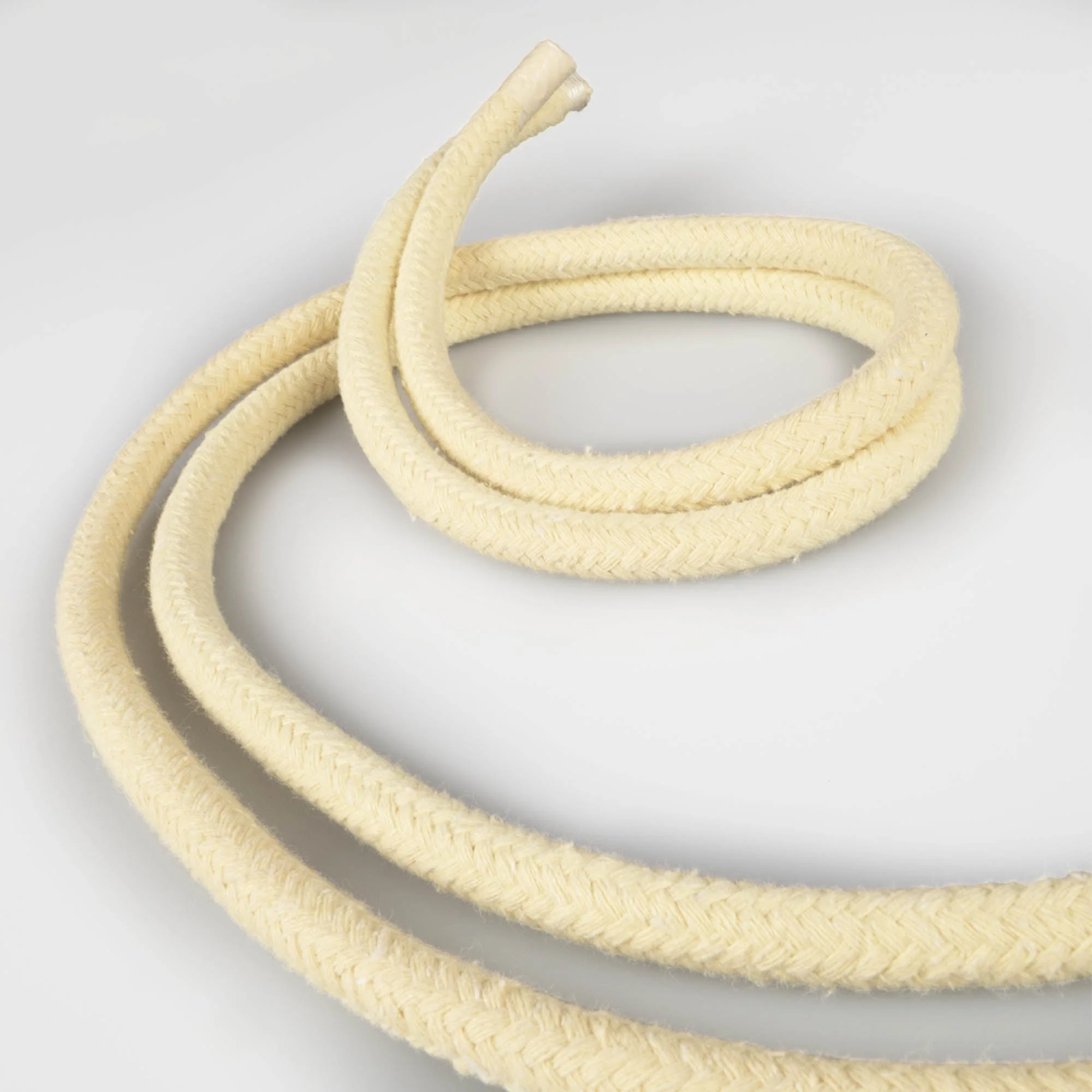 30m Roll of Firetoys Braided Fire Rope 10mm - Image 3